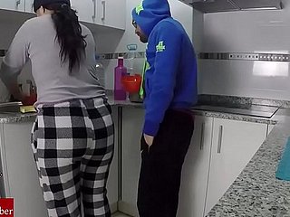 Oni lizać i slurp całe milk.SAN62
