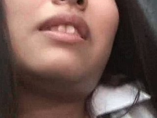 เด็กนักเรียนนอนลืมตาโพลงอยู่ในลิฟท์ส่วนที่ 2