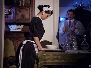 Curmudgeonly maid Jessyka Swan sucks a Hawkshaw at the an anal shag