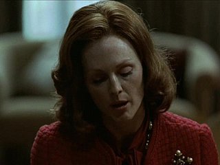 Julianne Moore in erotic chapter