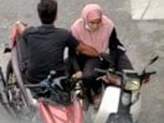 Melayu jejari Atas motor