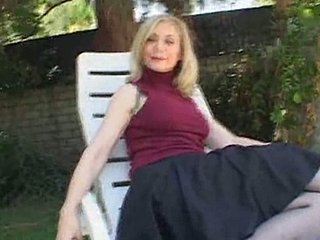 Nina Hartley Bueno Mujer Asentado