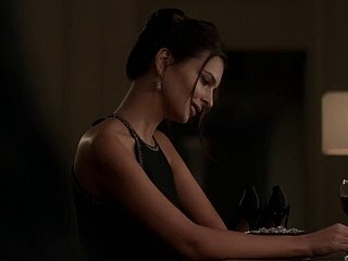 Emily Ratajkowski, Babes Tidak Diketahui - '' berbaring dan mencuri ''