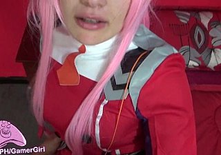 Emotionless Two obtiene un bonito Creampie Sweetdarling