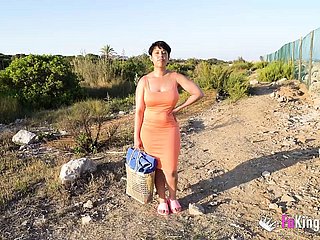 Nudist Beach의 Korin : 우리를 위해 낯선 사람을 유혹하고 빌어 먹을!