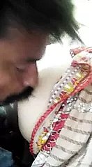 बड़े स्तन एशियाई