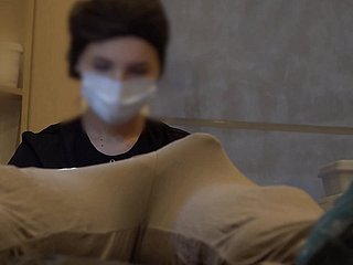 Bulga Dick Flash en una cita de esteticista