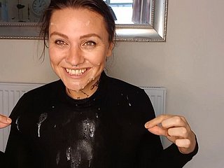 Zboczona żona mamuśki rimmingu używana jako toaleta