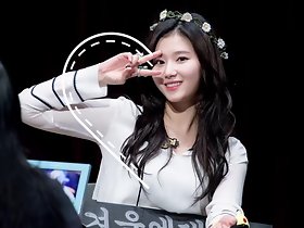 Cum Extort money from Minatozaki Sana Dua kali # 2