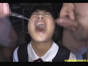  Sebuah Remaja Kosh Jav Dikenakan Untuk Galon Be worthwhile for Piss Dari 10 Cowok