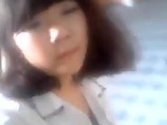 clignotant coréen fille