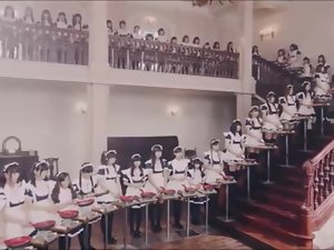 100 Maids Perancis Jepun