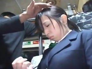 Jeunes japonaises pelotees soumises ควานรถไฟ 2