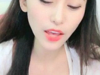 گھر پر چینی ماڈل MILF ہینڈ جاب خوبصورت سیکسی 36D36D