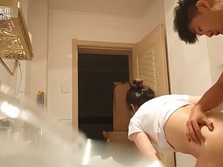 Mãe chinesa saiu dos trilhos