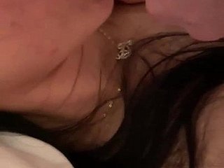 Китайскую жену друга трахнули