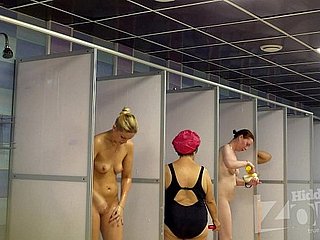 voyeur شاور