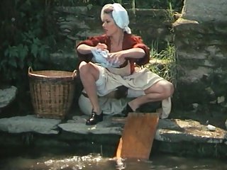 Victorian Pussy Lesbians Munching Fields