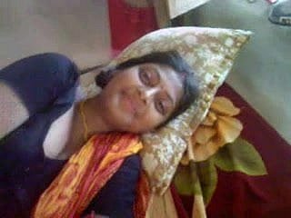 lovely desi bengali boudi all over devar erotic pair starkers