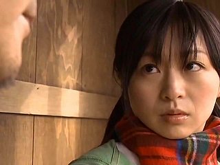 jeune japonaise volgzaam offerte toilettes pervers