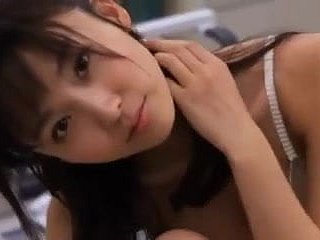 色情书刊亚洲书记内衣袜子挑逗