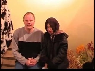Lilliputian marokański Hooker fucked przez holenderskiego rolnika