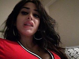 Neyla คิม beurette กระทิง 66 บอดี้อียิปต์แดง Sexe gros seins Aime Baiser