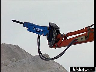 마리 크리스틴은 도구의 모든 종류 뚫고 도착